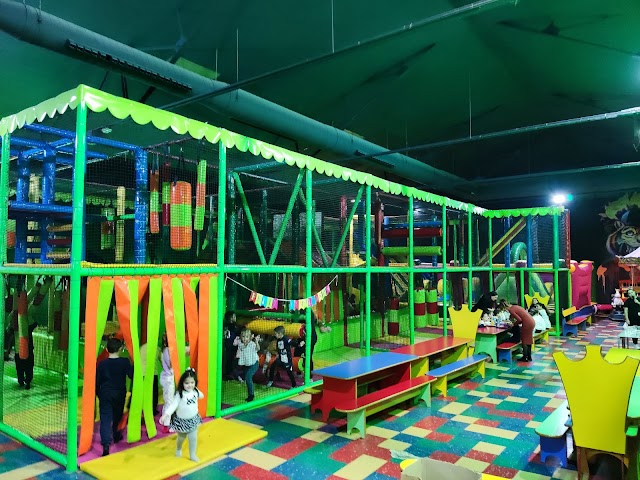 Foto de New Chiquipark . Golden Center Park